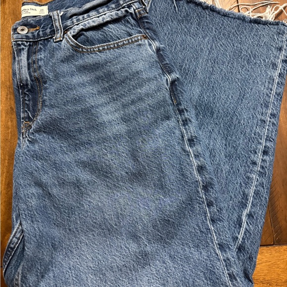 Abercrombie & Fitch denim - Picture 2 of 3